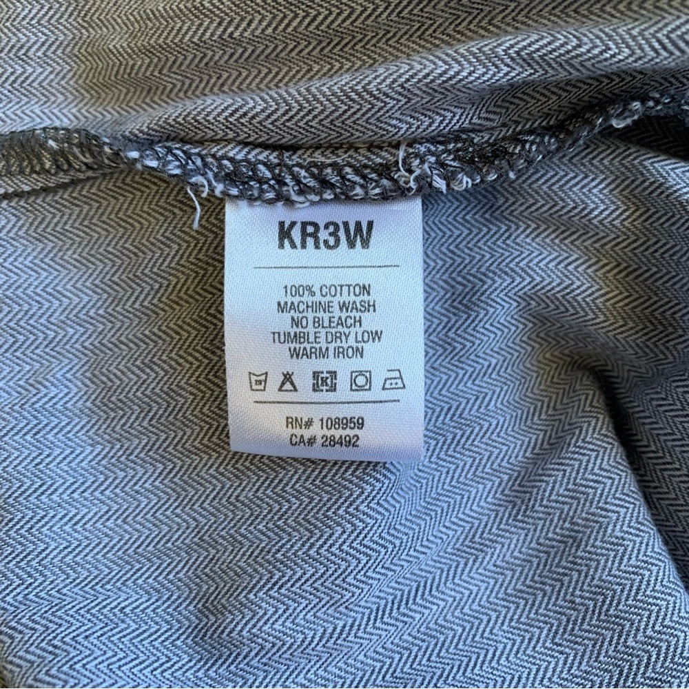3/$20 KR3W men’s button up shirt, light blue, small - Picture 6 of 8